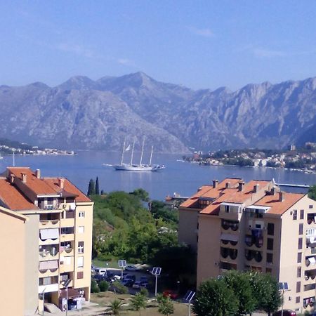 Apartment DAki Kotor Buitenkant foto